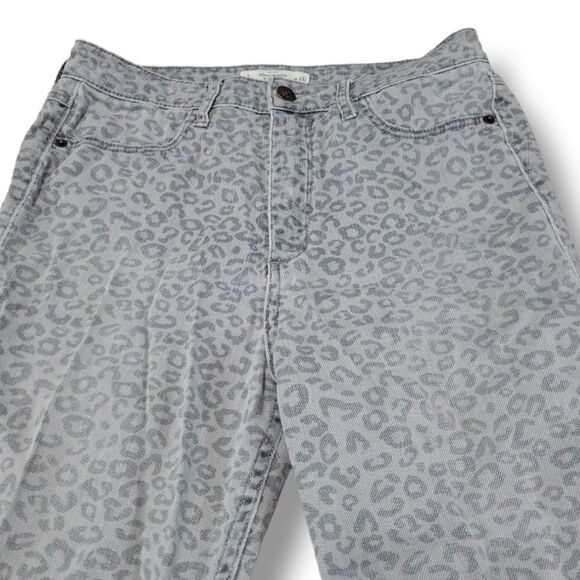 Abercrombie & Fitch Jeans Size 2 W 26 Women's Skinny Jeans Leopard Print Animal - Picture 3 of 7